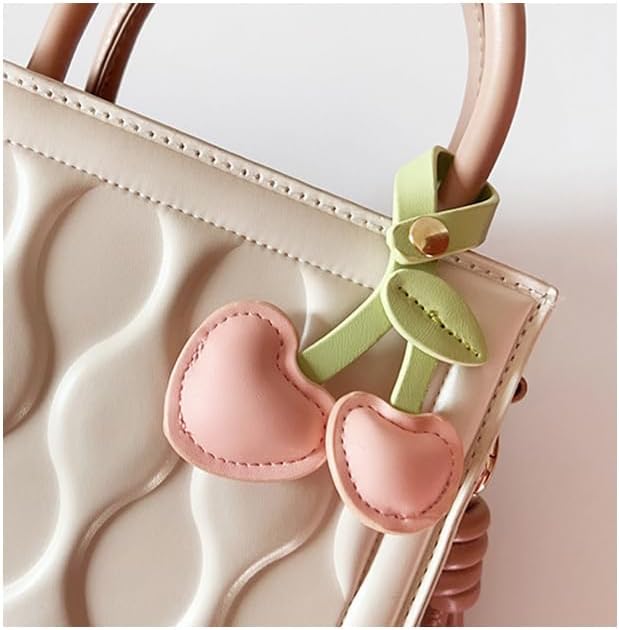 Llavero de cuero con forma de corazón de cereza | Ref. CA094