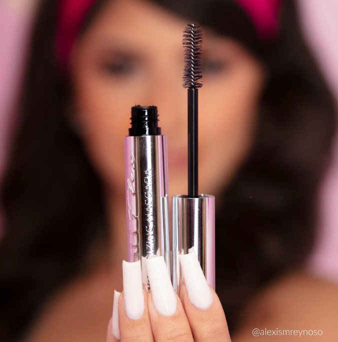 Volumizing Mascara - Beauty Creations