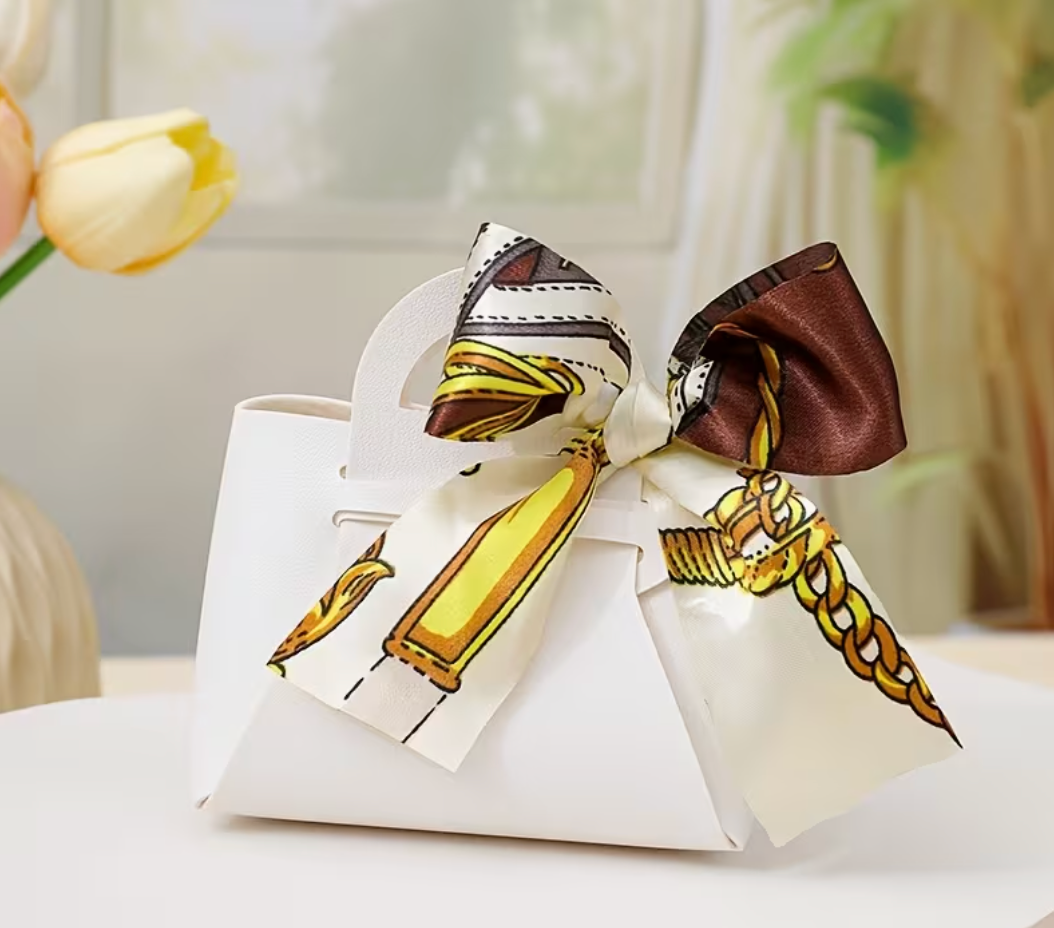 Mini bolso de mano con asa y pañuelo – Piel sintética – CA068