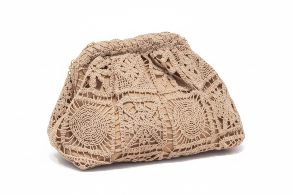 Clutch bohemio de paja con bordados y borlas - FIQ-184