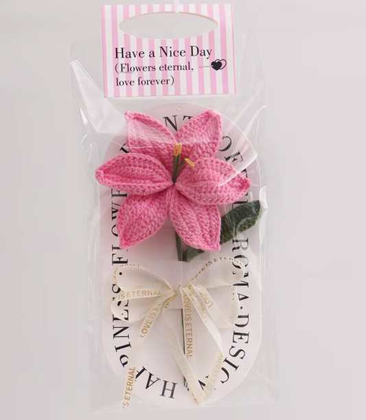 Handmade Crochet Lily Flower – Ready-to-Gift Knitted Bouquet 🌼CA479