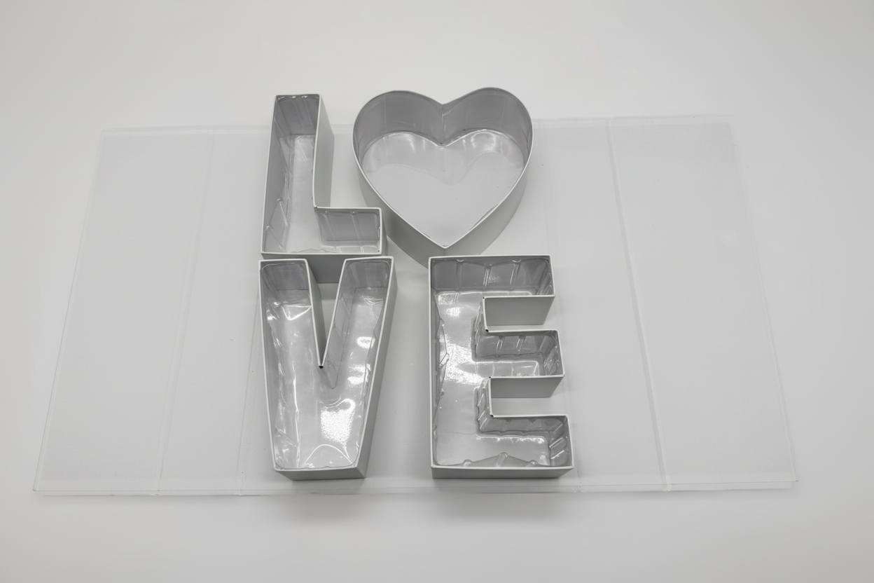 “LOVE” Gift Box – Flower Arrangement Box 💝CA488